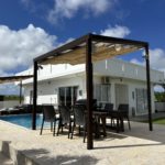 宮古空港から車で約10分・プール付戸建